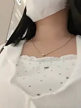 Stripchat Live Porn of Mina-02