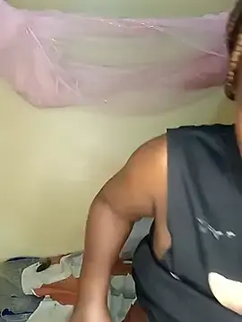 Stripchat Nude Webcam of Swit_virgin22