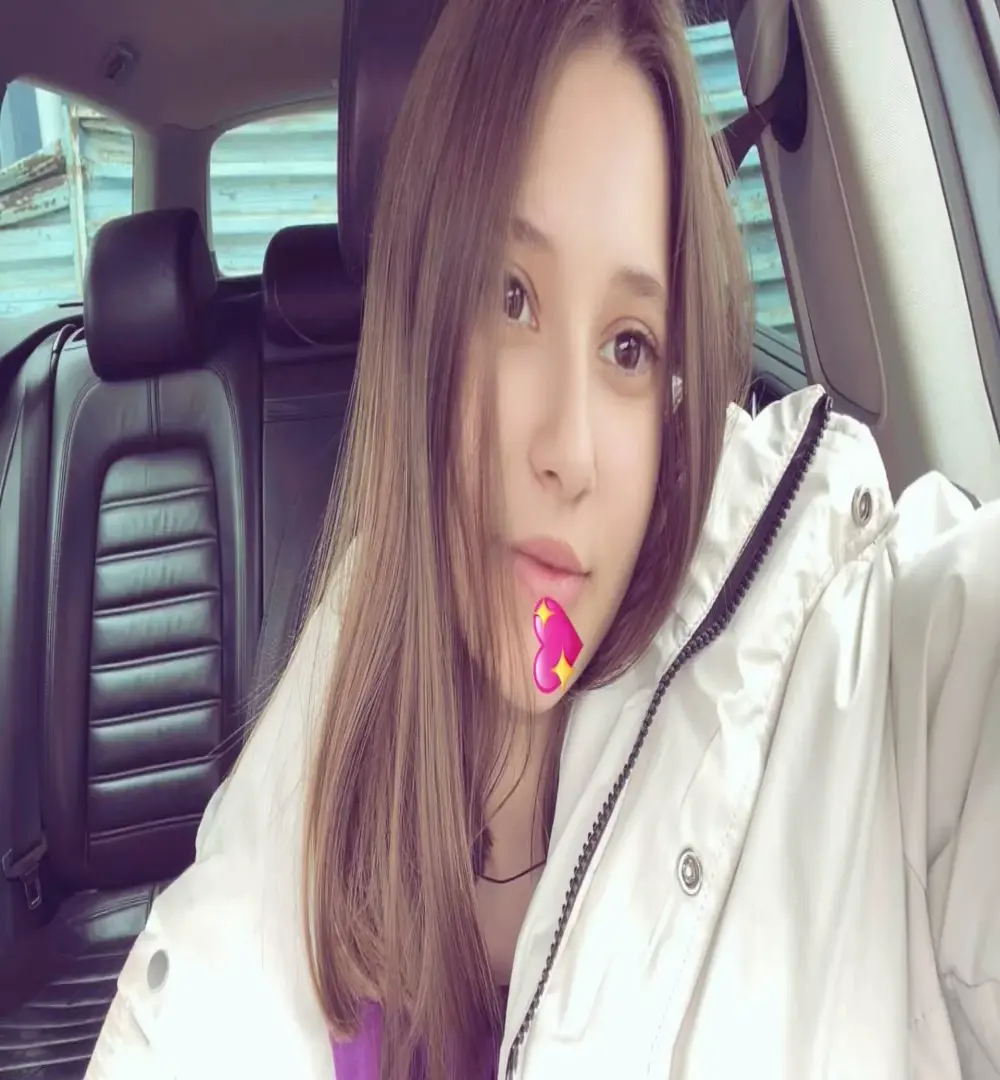 Blossom_Emily