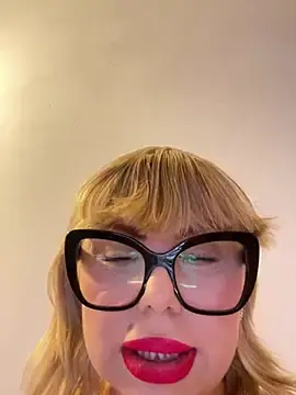 Stripchat Best live sex cam show of luna_14