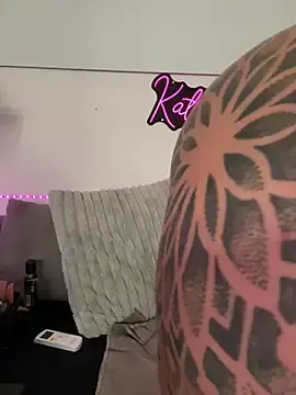 Stripchat Live Porn of InKed-Kathy
