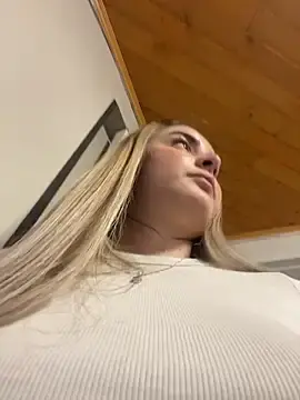 Stripchat Live Porn of imlindapink