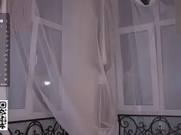 Stripchat Watch Live Sex Cams of Erosyne