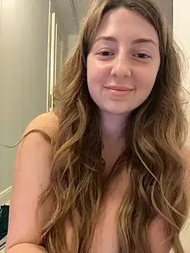Stripchat Adult Webcam of curvyflawless