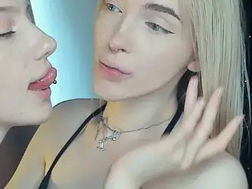 Stripchat Free Porn Cam of MaeEversley