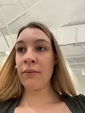 Stripchat Live Porn of SashaCatt