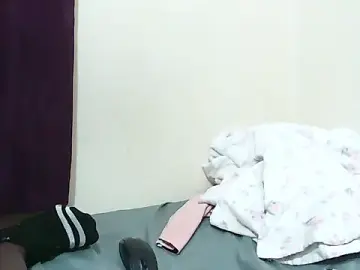 Stripchat Live Sex Cam of Queen_idd