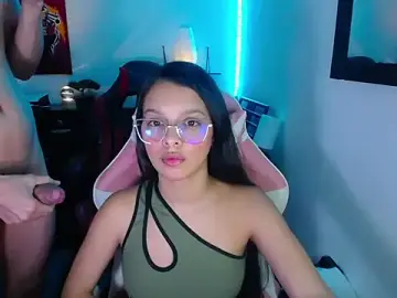 Stripchat Adult Webcam of jessi_and_boy