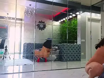 Stripchat Sex Cam of Theowonder