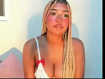 Stripchat Adult Webcam of SophiaBloss