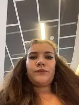 Stripchat Free Live Porn of Holy_Tereza