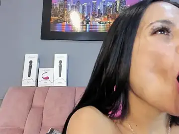 Stripchat Free Live Porn of CharlotteCottin