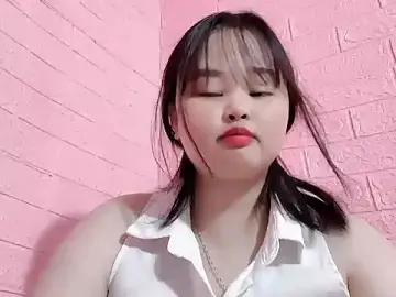 Stripchat Adult Webcam of Nhungnhung88