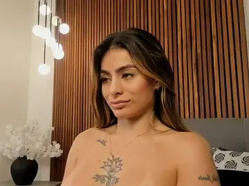 Stripchat Sex Cam of Amara_Velvet_