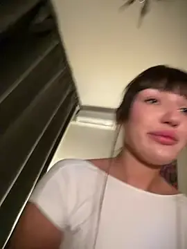 Stripchat Nude Webcam of Sophie_Avory