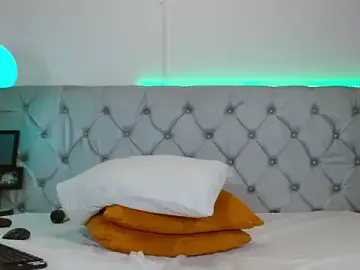 Stripchat Free Live Porn of AvenLyric
