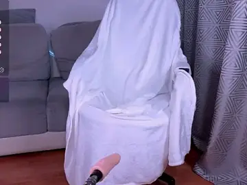 Stripchat Free Porn Cam of IMNOTSHYBABY