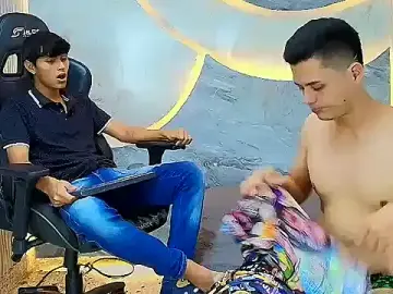 Stripchat Best Webcam of Benjamin_Alam