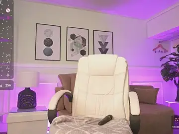 Stripchat Free Porn Cam of MaddyWattson