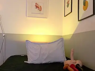 Stripchat Live Porn of cutepetitee