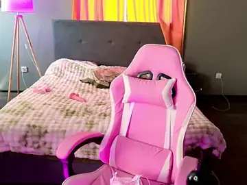 Stripchat Free Porn Cam of Rosavienne