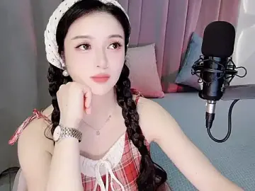 Stripchat Adult Webcam of Momo-Wow