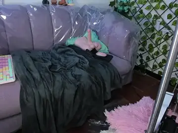 Stripchat Free Live Porn of Amy_hoy69