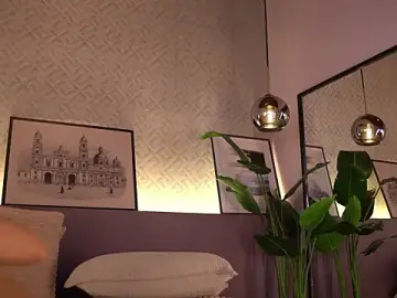 Stripchat Watch Live Sex Cams of ElleDiane