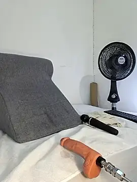 Stripchat Best live sex cam show of Ana_Luucia