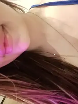 Stripchat Sex Cam of Rahaf6767_7