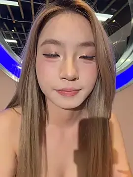 Stripchat Live Sex Cam of Uugirl00