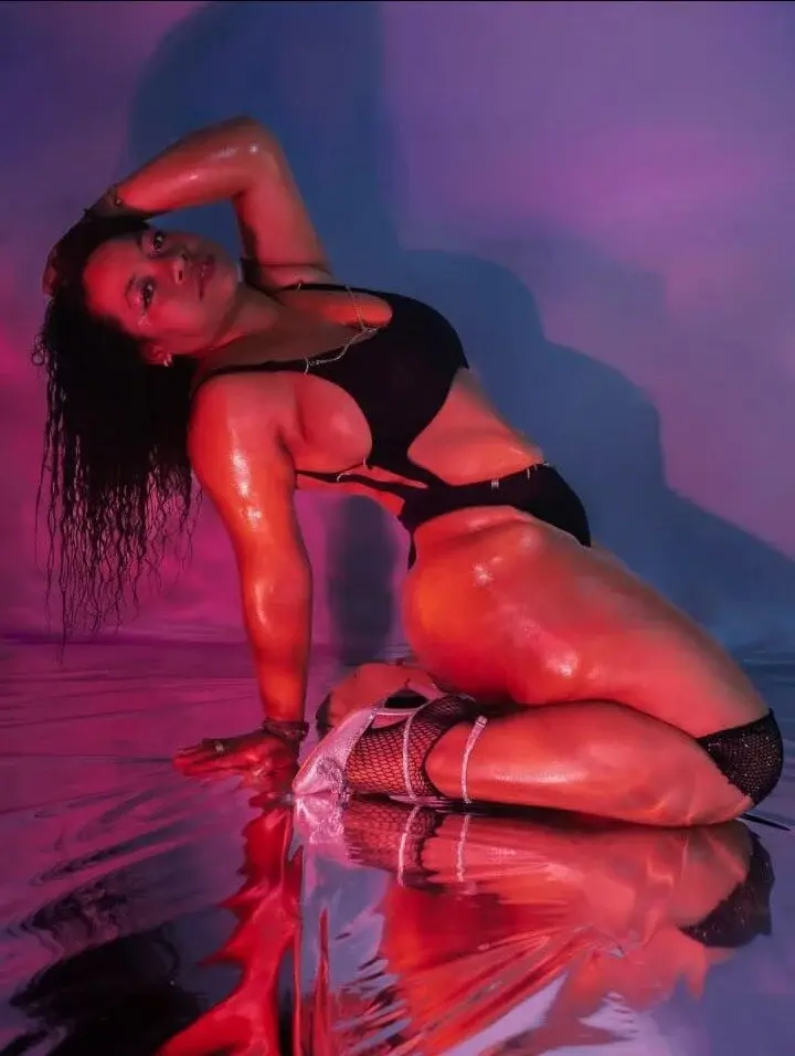 Jade_Roxx