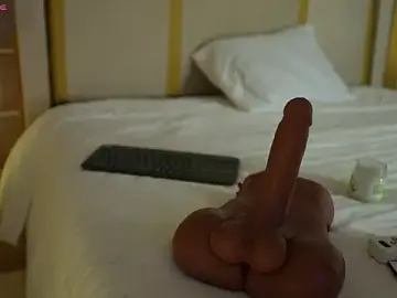 Stripchat Live Sex of laurencarter1