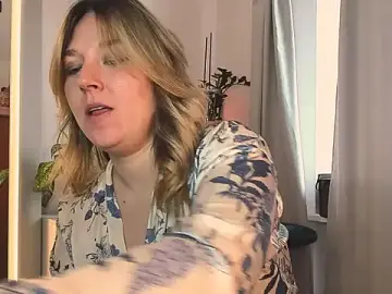 Stripchat Adult Webcam of 5_in_one
