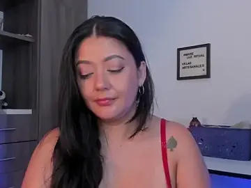 Stripchat Free Live Porn of LauraToro_