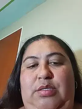 Stripchat Free Porn Cam of Curvy-Diva-