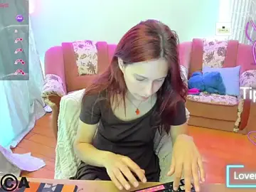 Stripchat Adult Webcams of Lily_Viola
