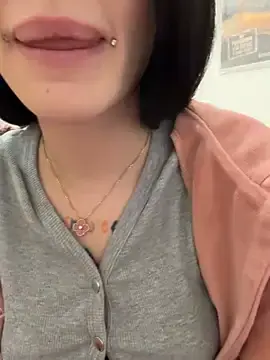 Stripchat Free Live Porn of Melissa_crazy