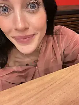 Stripchat Best Webcam of Melissa_crazy