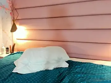 Stripchat Sex Cam of ZoeBlanc