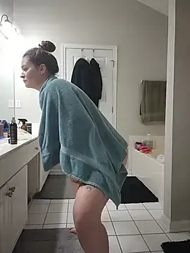 Stripchat Live Sex of HollyTattoo