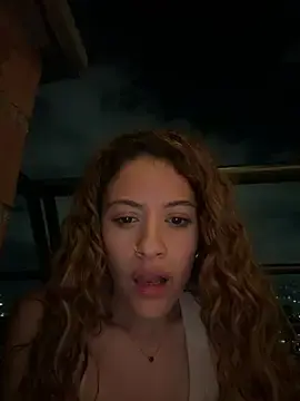 Stripchat Free Porn Cam of alana15