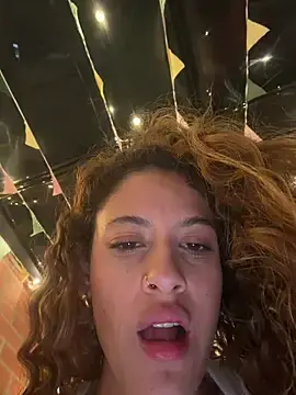 Stripchat Live Sex Cam of alana15