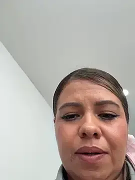 Stripchat Live Porn of Ariana-07
