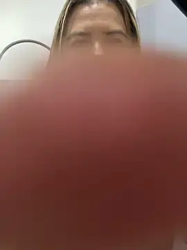 Stripchat Sex Cam of Ariana-07