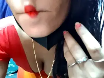 Stripchat Best Webcam of poojaxxx65