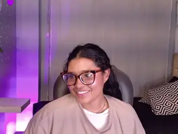 Stripchat Live Porn of Silvana_lorc