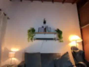 Stripchat Best live sex cam show of Paulah_x
