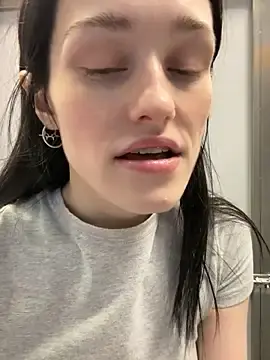Stripchat Free Porn Cam of Mia_Mia_M