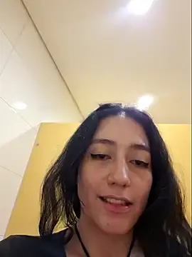 Stripchat Sex Cam of Eveelync25_